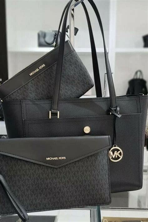 maisie 3 in 1 michael kors|Michael Kors maisie sling pack.